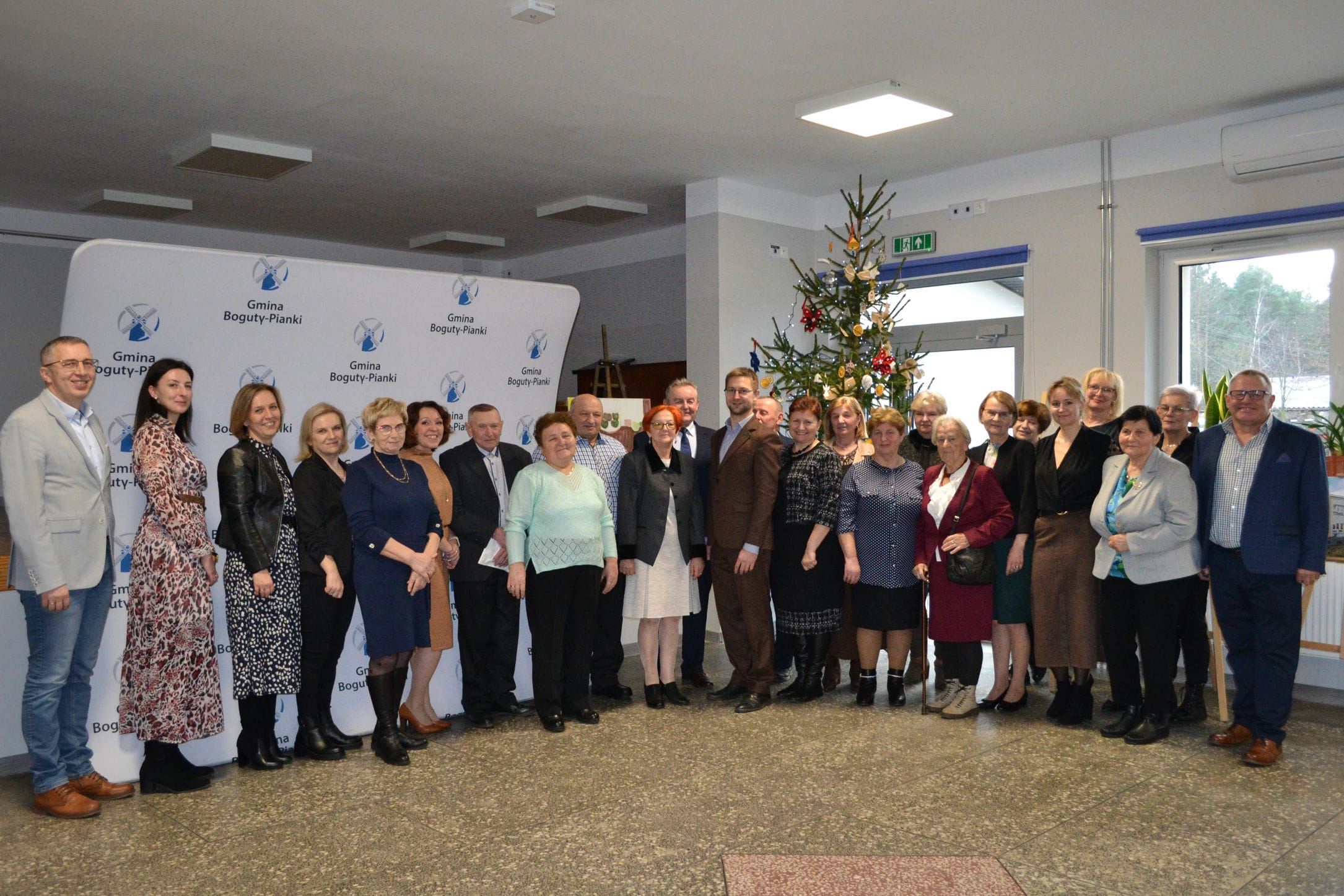 "Edukacja senioralna a jakość życia osób starszych"